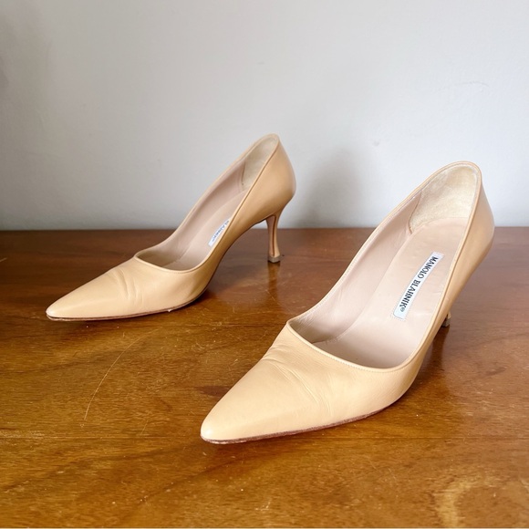 Manolo Blahnik • BB Pumps leather heels nude beige pointed toe mid stiletto - Picture 8 of 8